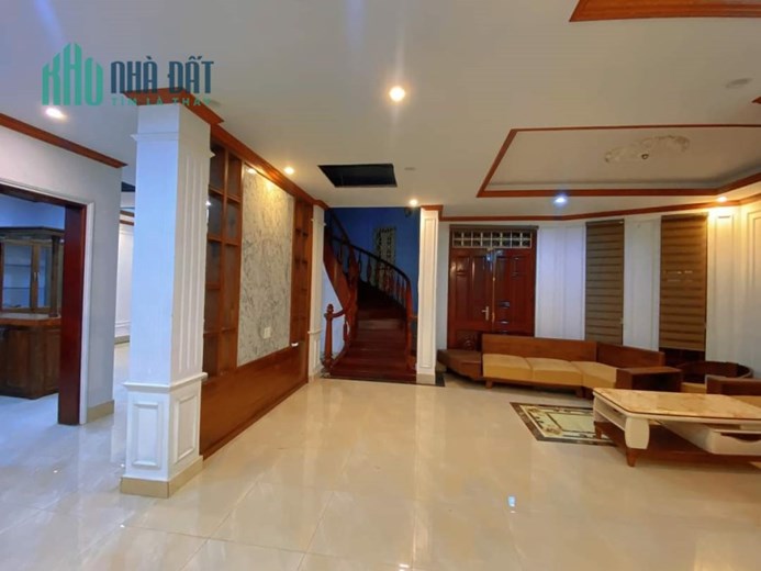 Của hiếm ! biệt thự  cầu giấy lô góc oto tránh 129,5m 4t nhỉnh 28ty.