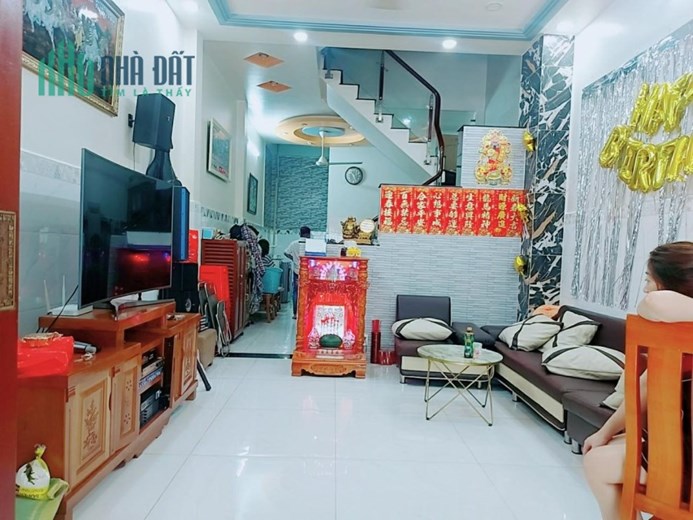 Bán nhà  HXH Hậu Lân-Bà Điểm, Hóc Môn 115m2- 2 Tầng 4.4 tỷ LH 0902160655