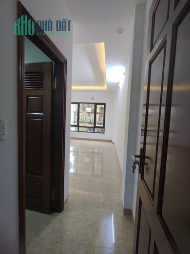 BÁN ĐẤT TẶNG NHÀ MINH KHAI, Ô TÔ VÀO NHÀ, DIỆN TÍCH RỘNG 50M2 GIÁ CHỈ 7.5 TỶ
