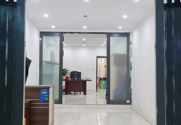 Cần cho thuê nhà ngõ Thái thịnh - Đống Đa- mặt ngõ ô tô tránh-kinh doanh-12tr/tháng.