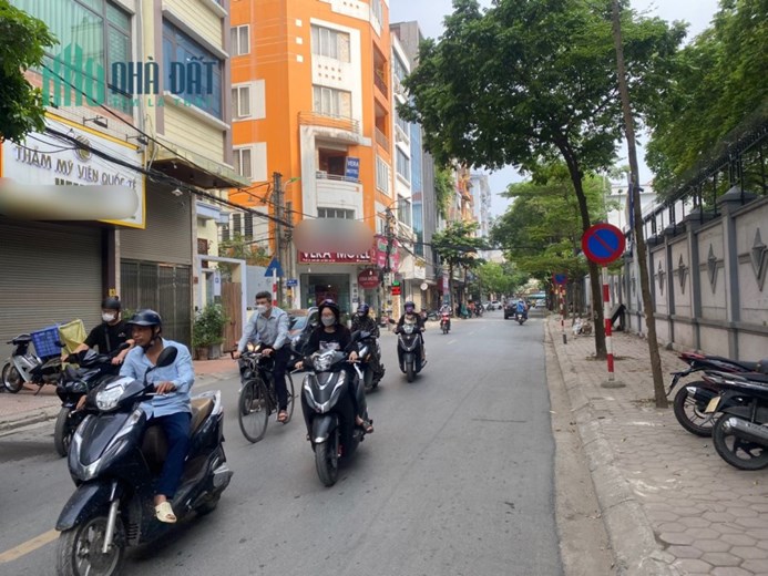 Bán nhà mặt phố quận Cầu Giấy - Nhà dân xây mới - 75m2 5 tầng thang máy - 21 tỷ