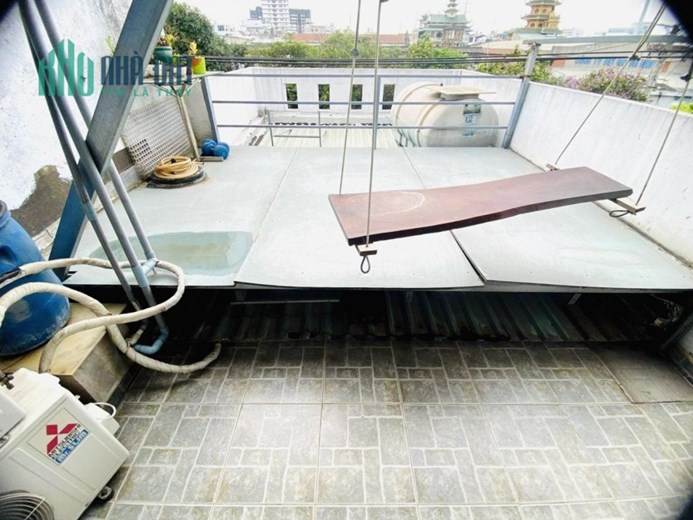 Bán nhà mặt tiền đường Phan Văn Trị quận Bình Thạnh diện tích 72 m2 nở hậu