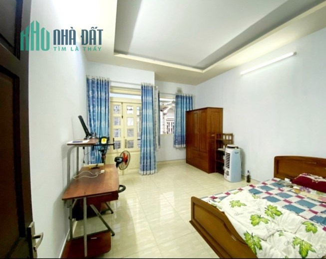 HXH Tân Hương, Tân Phú, 60m2 x 3 Tầng, Nhà Đẹp, Kinh Doanh Tốt. Chỉ 4 Tỷ 500 Triệu