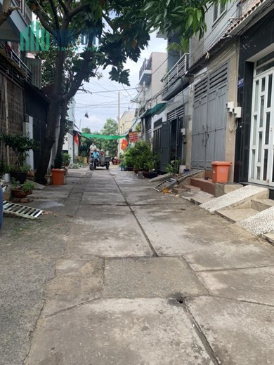 TỈNH LỘ 10 - TÂN TẠO - BÌNH TÂN - 110M2 - NGANG 8M  - NHÀ CẤP 4 - CÓ 4 PHÒNG TRỌ ĐANG CHO THUÊ -