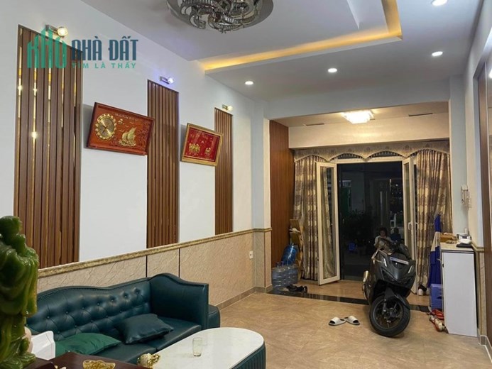 Bán Gấp Nhà 4 Tầng Mặt Tiền Đường Số Trung Tâm Quận 7 Còn 8,9Tỷ