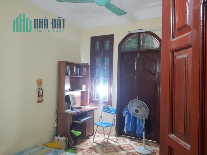 Bán nhà Nguyễn Khánh Toàn, Cầu Giấy. 50m2; MT6.4; giá 6.1 tỷ.Phương