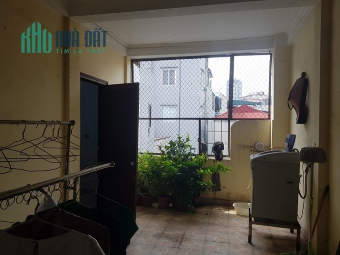 Bán nhà Nguyễn Khánh Toàn, Cầu Giấy. 50m2; MT6.4; giá 6.1 tỷ.Phương