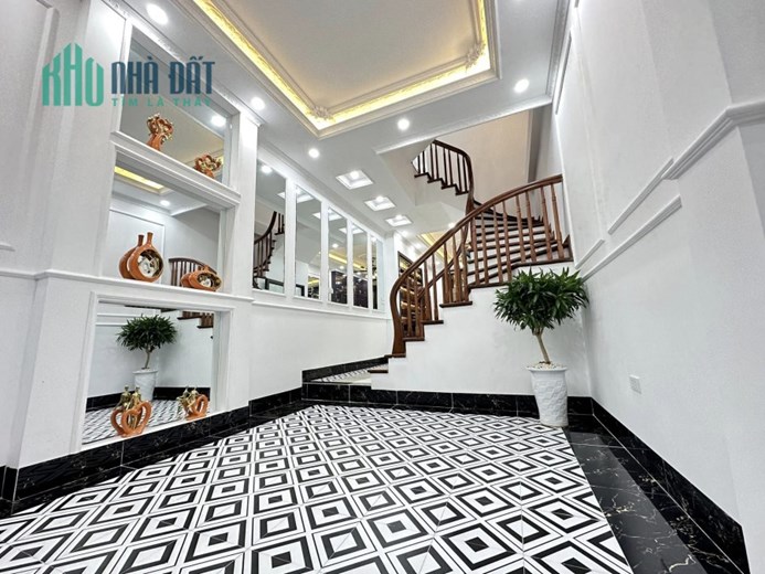 Bán nhà phố Khương Trung, Thanh Xuân 36m, 3 tầng. Giá: 4.3 tỷ