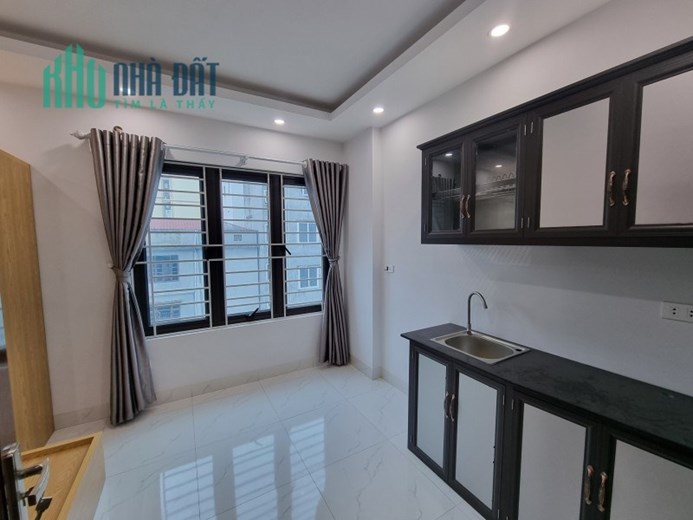 Bán CCMN Mễ Trì Hạ 45m 5 tầng 7 ngủ ngõ nông gần ô tô đối diện Kangnam nhà đẹp ở ngay nhỉnh 5 tỷ lh
