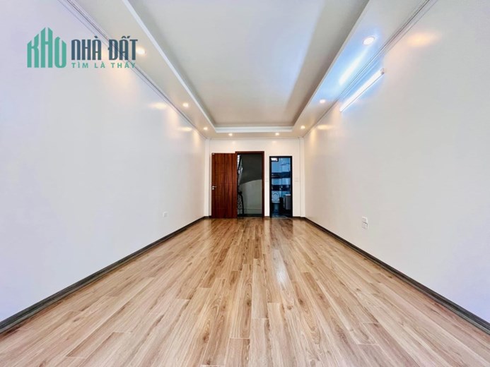 Bán NHÀ ĐẸP Tây Sơn 4 TẦNG - NGÕ THÔNG Ô TÔ QUA (5,6 TỶ)