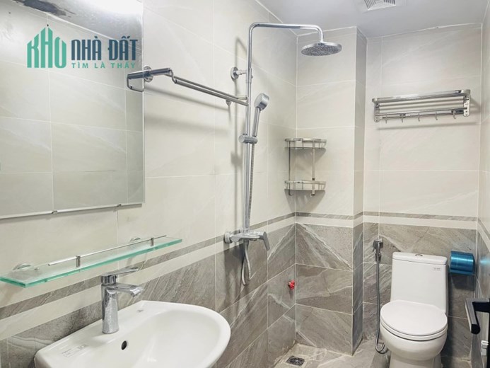 BÁN NHÀ TÂY SƠN DT 35M2X3 TẦNG,CỰC ĐẸP ,GIÁ 5,7 TỶ,Ở LUÔN