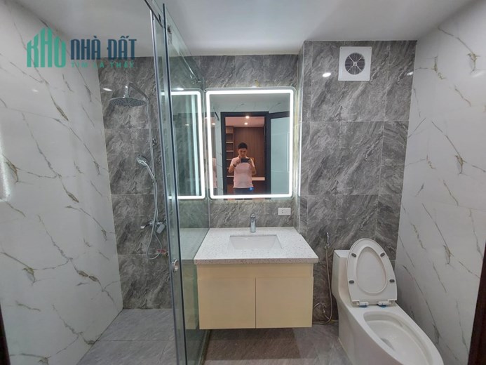 BÁN NHÀ TÂY SƠN -NGÕ THÔNG - Ô TÔ  ĐỖ CỬA -  5,4 tỷ