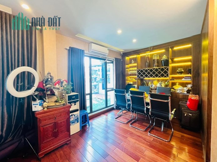 BÁN NHÀ HOÀNG VĂN THÁI, THANH XUÂN, Ô TÔ, LÔ GÓC, 75M2 4T MT4.6M, GIÁ 9.8 TỶ
