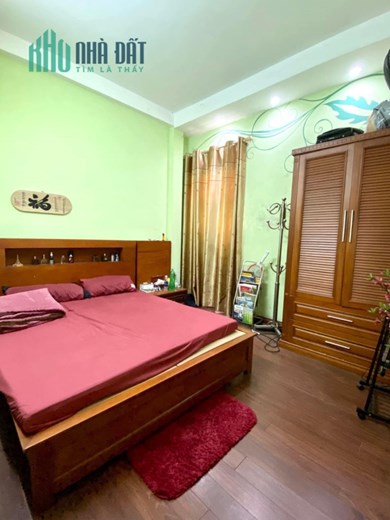 HOÀNG HOA THÁM NHÀ ĐẸP SẴN Ở SỔ VUÔNG THOÁNG SÁNG 40M 3TY3