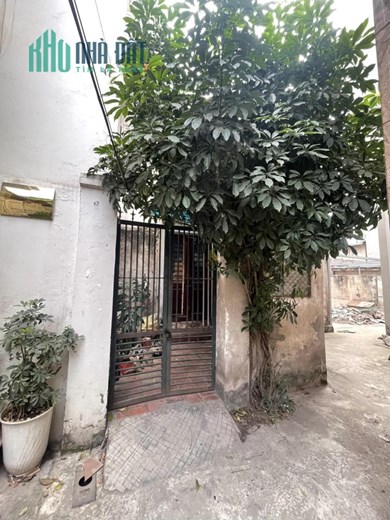 ĐẤT HIẾM ĐỘI CẤN 40M 3TY1 NGÕ TRƯỚC NHÀ 3M 50M RA PHỐ