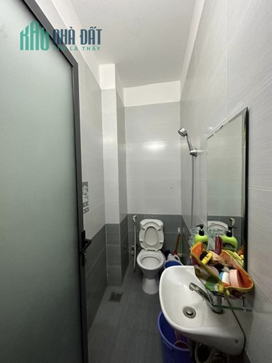 HẺM XE HƠI - 3 TẦNG ĐÚC BT - TẶNG NỘI THẤT - NỞ HẬU TÀI LỘC - AN NINH - NHỈNH 2 TỶ