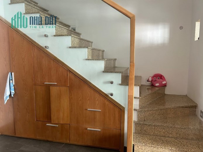BÁN NHÀ KDT MỸ GIA GÓI 8, NHA TRANG 3 TẦNG