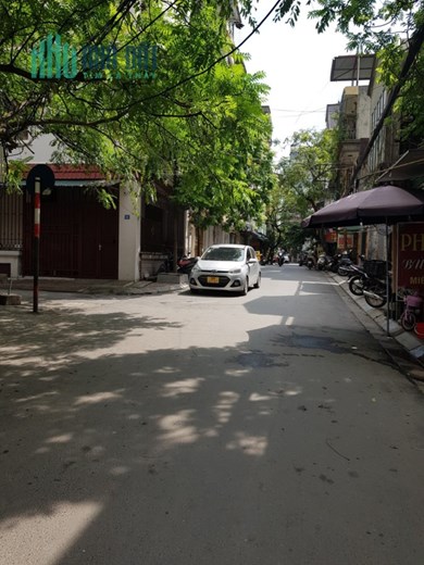 BÁN GẤP MẢNH ĐẤT HÒE THỊ, XUÂN PHƯƠNG. OTO TRÁNH, DT 100M2 GIÁ 8 TỶ.