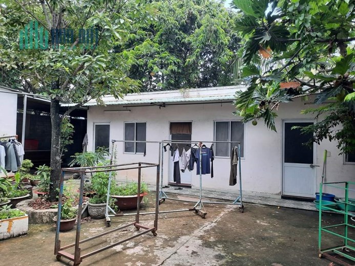 Bán GẤP nhà xưởng 1100m2 mặt tiền Nhị Bình Hóc Môn giáp Quận 12. Nhỉnh 21Tỷ. Lh: 0968211568 Đức Thọ