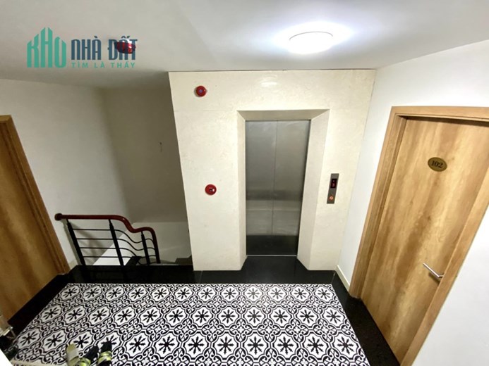 Bán nhà 166m2 phố Âu Cơ, Tây Hồ Container tránh Thang máy XỊN 24 phòng Máy in tiền 1.5 tỷ/năm 16.9