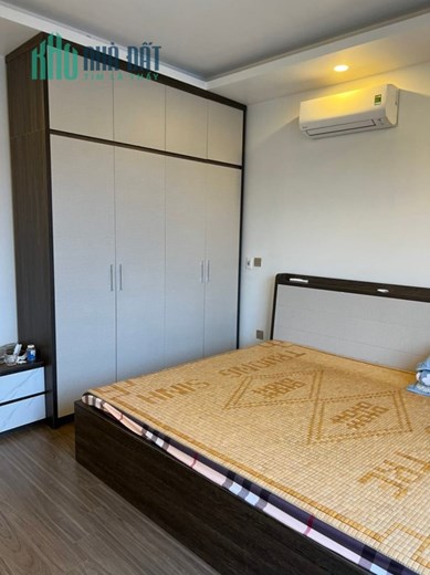 Bán nhà 56m2 phố Nghi Tàm, Tây Hồ Chủ tự xây 5 phòng ngủ Ô tô tránh 10m 4.8 Tỷ