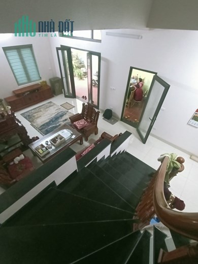 Bán căn nhà 57m2 phố Nghi Tàm, Tây Hồ Chủ tự xây 5 phòng 10m Ô tô tránh 4.8 Tỷ