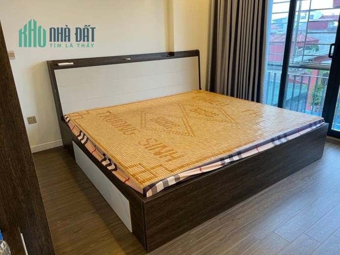 Bán ngôi nhà 59m2 phố Nghi Tàm, Tây Hồ Chủ tự xây 5 phòng Ngõ Ô tô tránh 10m 4.9 Tỷ