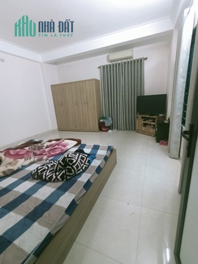 Bán ngôi nhà 58m2 phố Nghi Tàm, Tây Hồ Chủ tự xây 5 phòng ngủ Ô tô tránh 10m 4.8 Tỷ