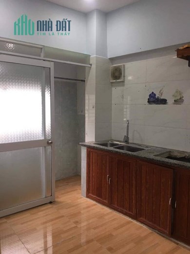 Nhà 2 tầng Ông Ích Khiêm gần Cầu Rồng, 8 căn hộ, 92m2