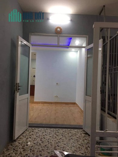Nhà 2 tầng Ông Ích Khiêm gần Cầu Rồng, 8 căn hộ, 92m2