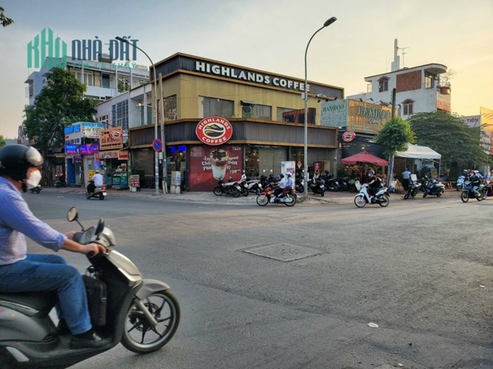 CẦN BÁN NHÀ Quận 2 Thảo Điền, Hồ Chí Minh