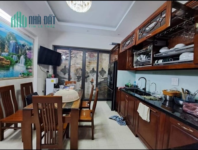 Bán gấp giá rẻ nhà TRƯỜNG CHINH ,2 thoáng, ÔTÔ TRÁNH,KD, 64m², SỔ ĐẸP  giá 7,3 tỷ