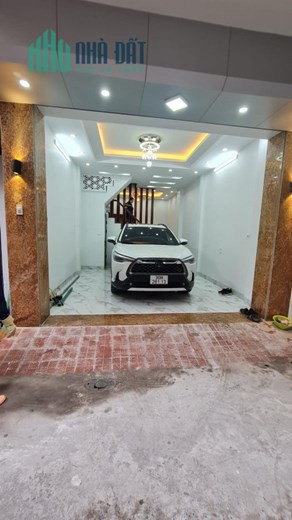 Bán nhà Trung Liệt- Đống Đa-cách mp 50m- gara ô tô- 42m- chỉ 10 tỷ.