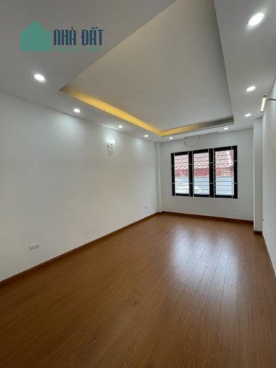 Bán Nhà Xây Mới Tại Ngõ 38 Xuân La Trung Tâm Quận Tây Hồ DT 32m 5 Tầng Giá 4 Tỷ