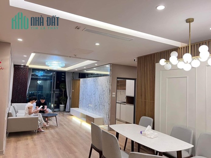 CHUNG CƯ CAO CẤP XUÂN ĐỈNH- 130M - GIÁ ̀5TỶ́8 - KHÔNG GIAN YÊN TĨNH - KHÔNG KHÍ TRONG LÀNH