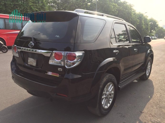 Cần bán xe Toyota Fortuner 2014 tại  222 Cổ Linh, Long Biên, Hà Nội