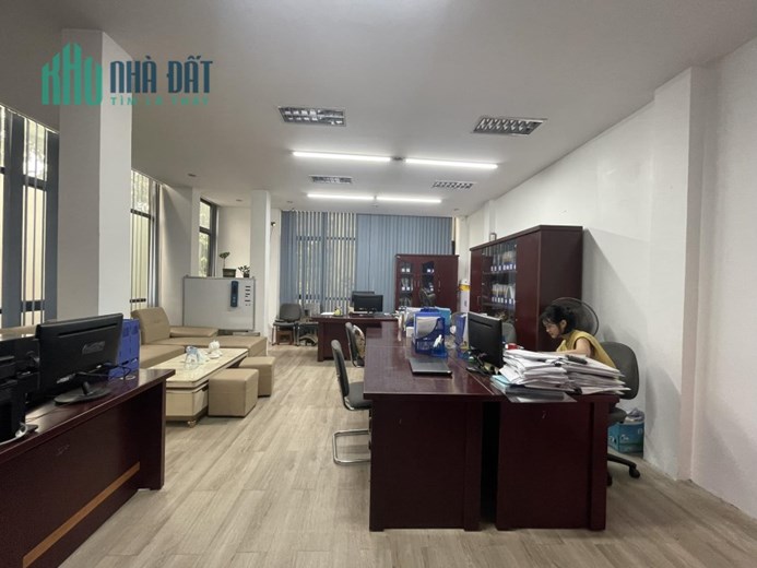 SIÊU PHẨM ĐỐNG ĐA - CĂN GÓC 2 MẶT NGÕ Ô TÔ TRÁNH - CÁCH PHỐ 1 NHÀ - TƯƠNG LAI MẶT PHỐ - KD ĐỈNH