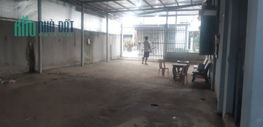 Cần bán gấp nhà 2 mặt tiền tại Tiền Giang, 206,5m2 SHR 2.7 tỷ. Lh:0942386759.