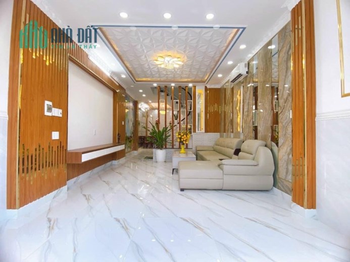 Bán nhà 4 tầng đường Huỳnh Tấn Phát, 58m2, Nhà Bè, nhỉnh 6 tỷ