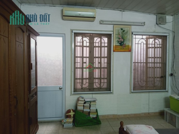 Bán nhà Nguyễn Khánh Toàn, Cầu Giấy. 90m2; C4; giá 11 tỷ. Phương