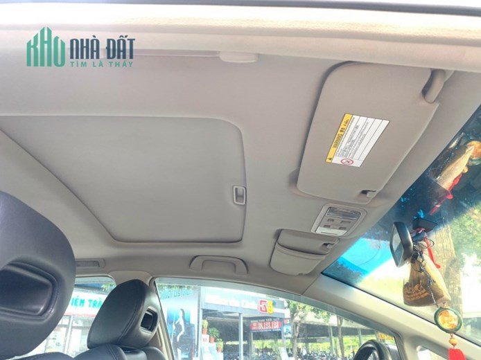 Cần bán xe CiVic AT Đời 2008 bản 2.0 bản đủ cửa sổ chời 1 chủ từ mới xe chạy 12 vạn chuẩn tình