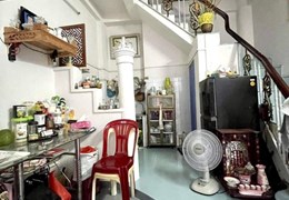 GẤP BÁN NHÀ HẺM Ô TÔ-SÁT MẶT TIỀN-TRUNG TÂM Q3-3 TẦNG-3 PHÒNG NGỦ-3WC-NHỈNH 3 TỶ