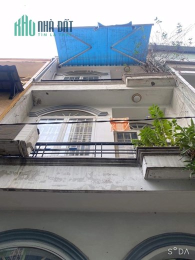 GẤP BÁN NHÀ HẺM Ô TÔ-SÁT MẶT TIỀN-TRUNG TÂM Q3-3 TẦNG-3 PHÒNG NGỦ-3WC-NHỈNH 3 TỶ