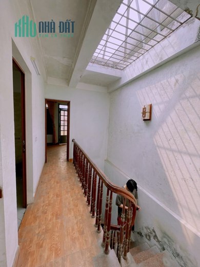Phố Thái Thịnh Đống Đa diện tích 55m 5 tầng mặt tiền 4m gần ô tô ở ngay nhỉnh 5 tỷ
