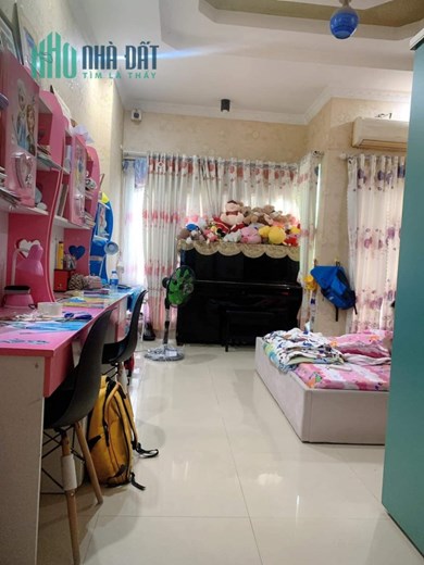 Bán Nhà Mặt Tiền Nguyễn Thái Bình, Víp Tân Bình, 72m2, 3 Tầng Mới, Dòng Tiền 35tr, Nhỉnh 17 Tỷ TL.