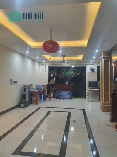 Bán nhà  phân lô ô tô  Dọc Bún – Văn Khê  - Hà Đông 
Diện tích 50m dân xây 5 tầng chắc chắn giá