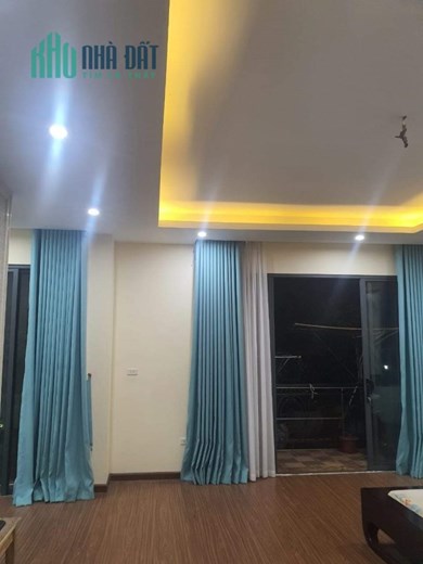 Bán nhà  phân lô ô tô  Dọc Bún – Văn Khê  - Hà Đông 
Diện tích 50m dân xây 5 tầng chắc chắn giá