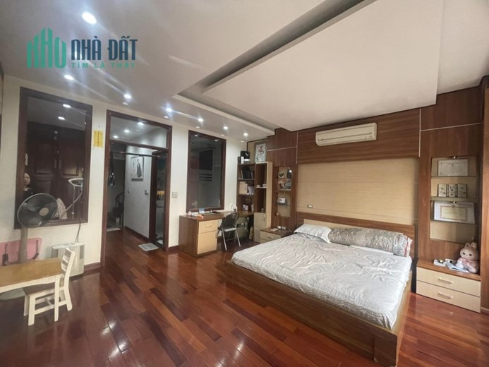 BÁN NHÀ TÔN ĐỨC THẮNG, ĐỐNG ĐA, Ô TÔ, LÔ GÓC, KD, 52M2 4T MT4M, GIÁ 9.1 TỶ