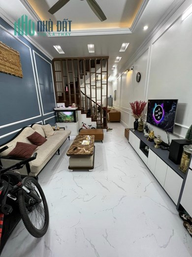BÁN NHÀ HUỲNH THÚC KHÁNG KÉO DÀI, ĐỐNG ĐA, 51M2 4T MT4M, GIÁ 5.35 TỶ