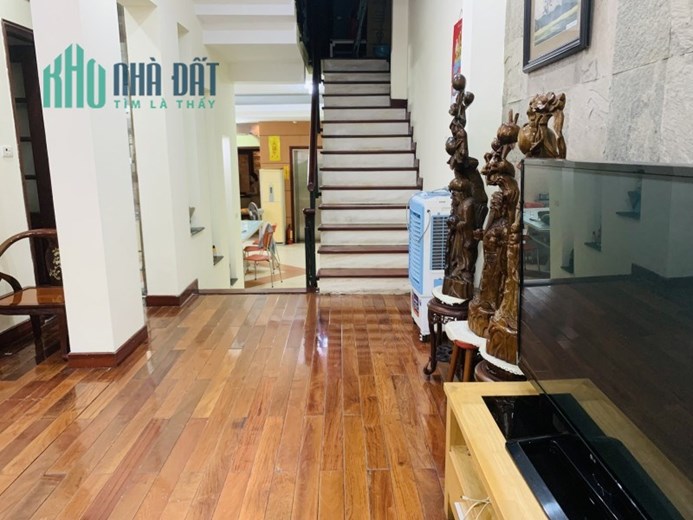 NGÕ THÔNG 1 NHÀ RA PHỐ Nguyễn Lương Bằng, Đống Đa, 40m2 x 5 Tầng, 5,7 TỶ LH 0966037496